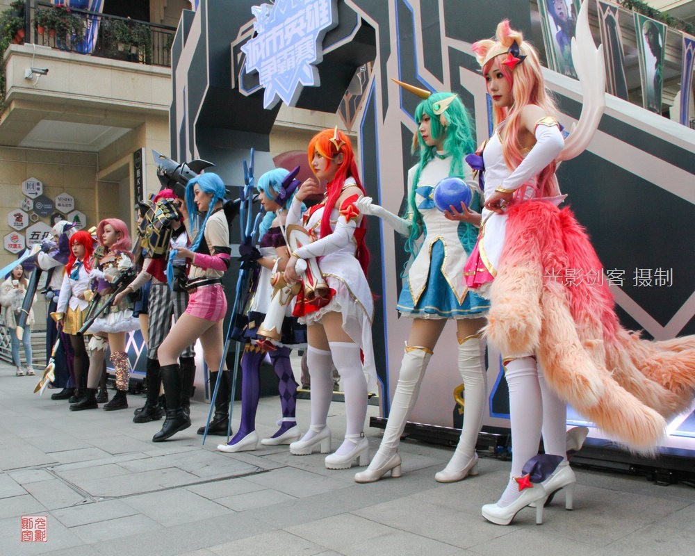 2021城市英雄争霸赛总决赛电竞模特