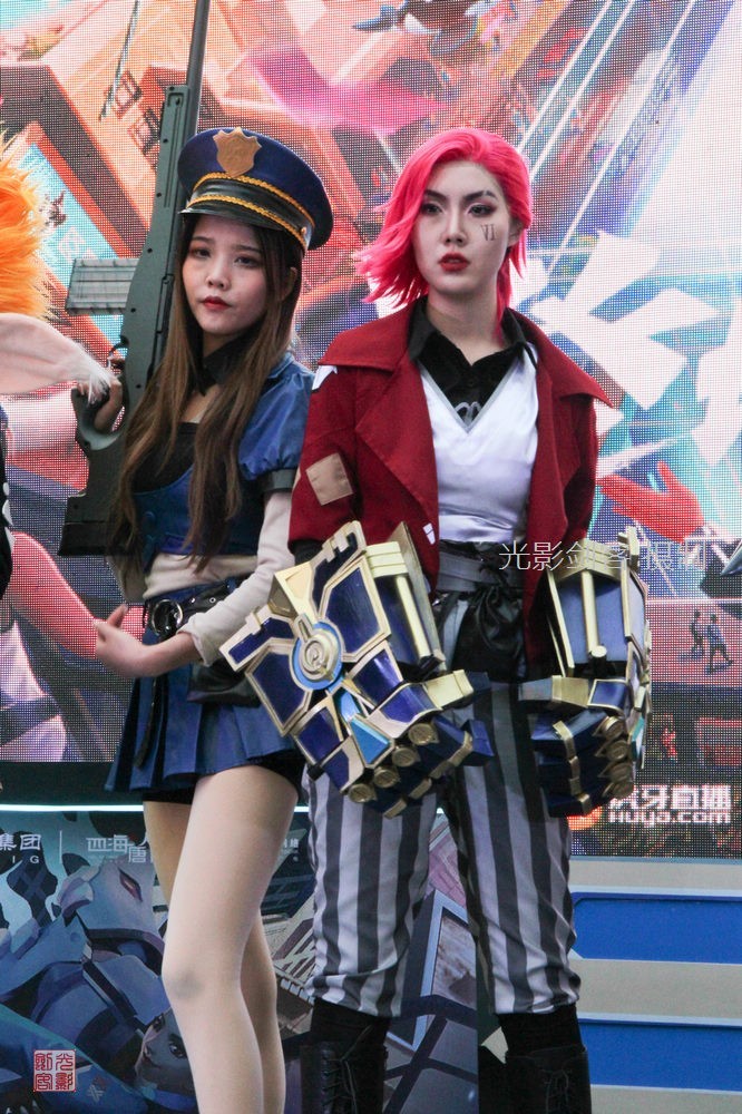 2021城市英雄争霸赛总决赛电竞模特