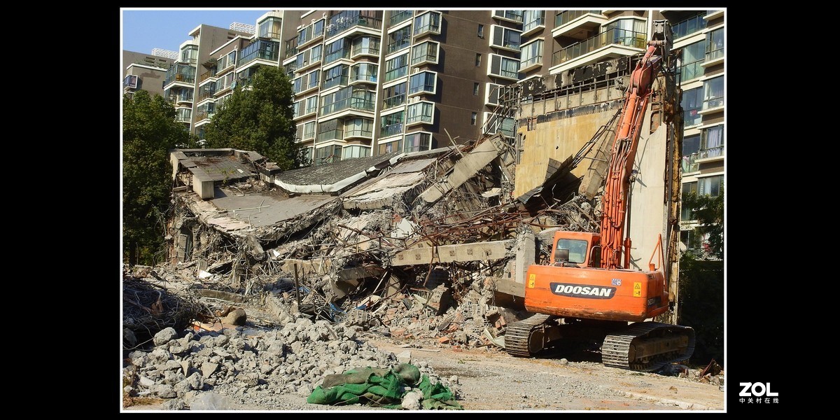 除旧迎新--拆除工地