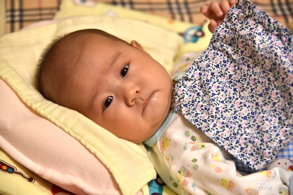 【2020】124---小孙女成长记31【很小的时候】