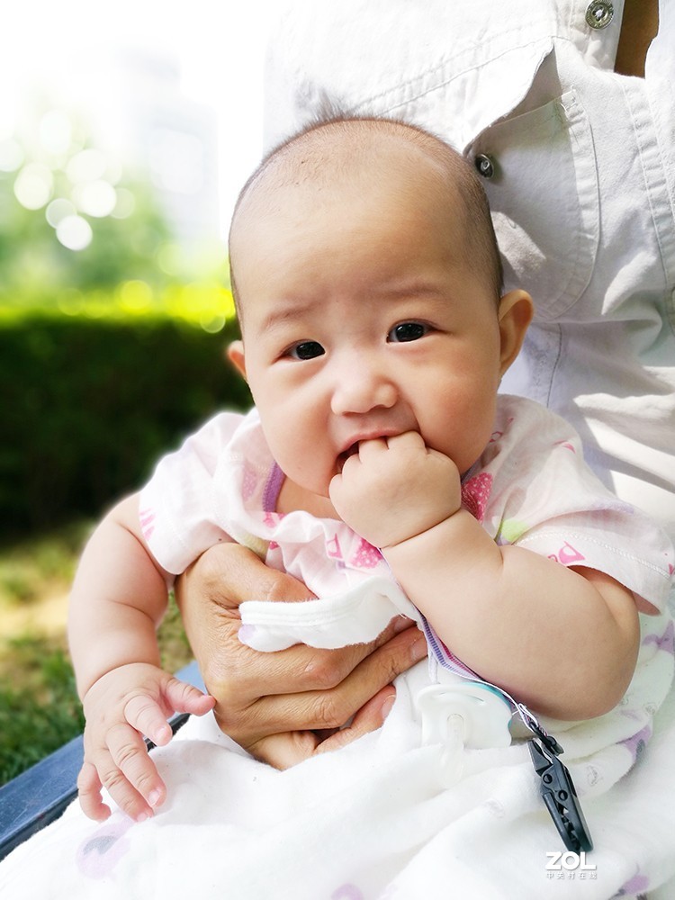 【2020】124---小孙女成长记31【很小的时候】