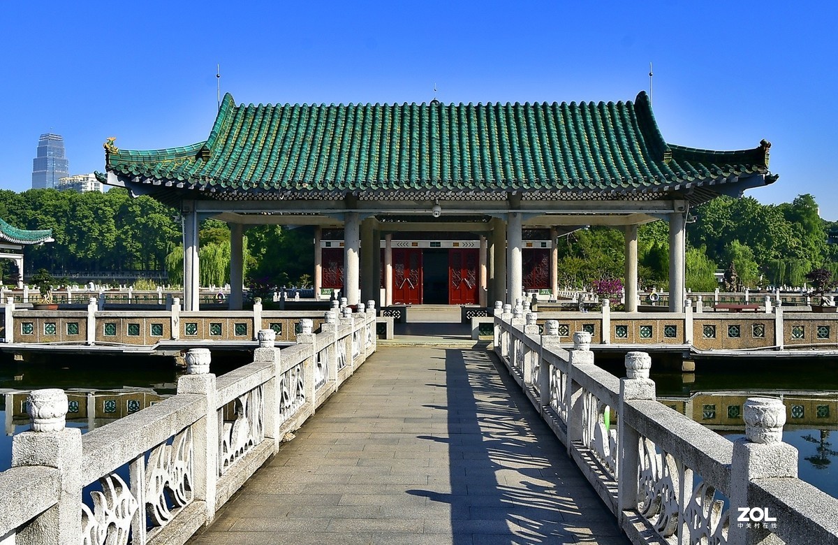 东湖听涛声的地方