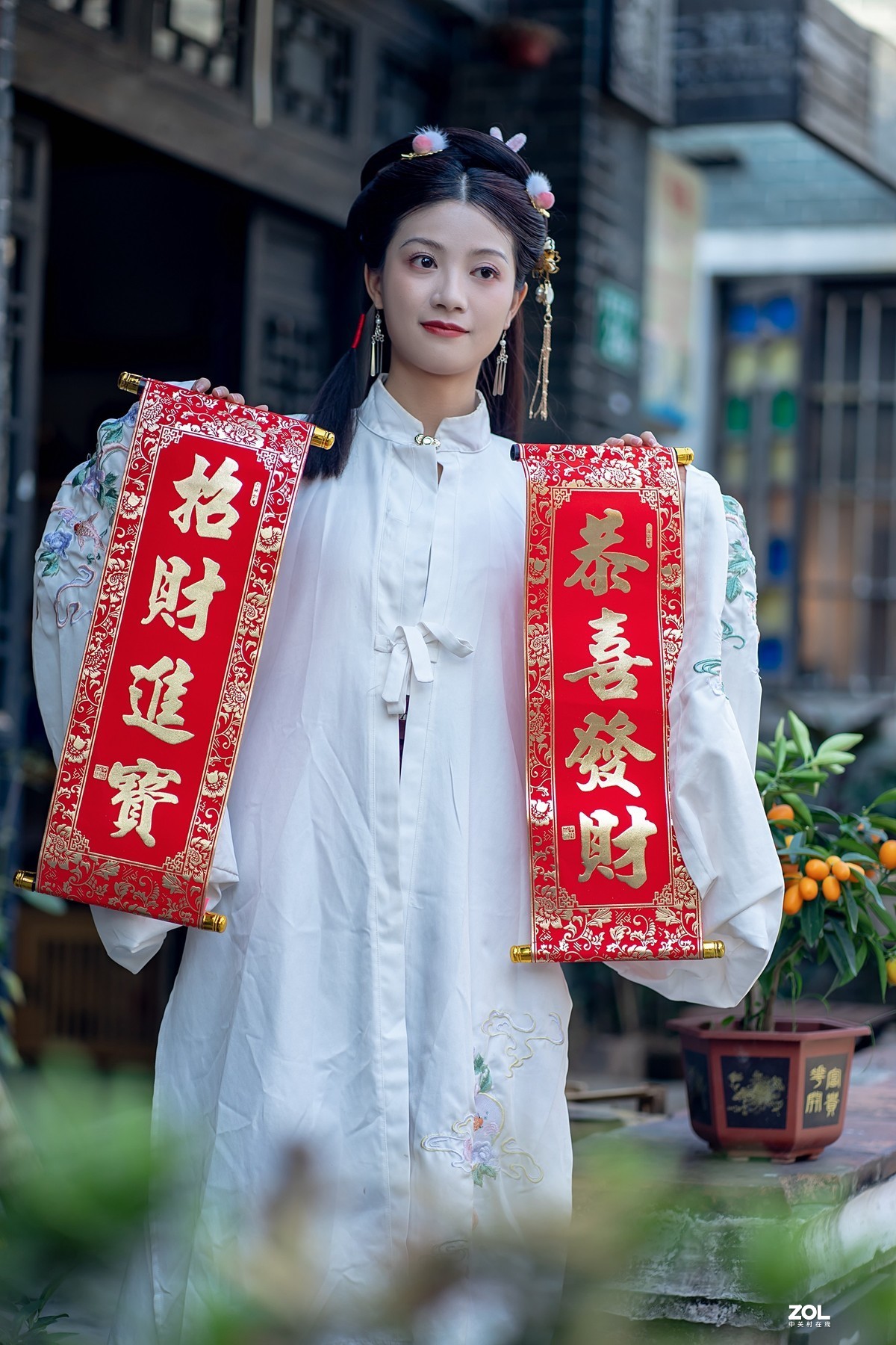 《一组人像》恭喜发财