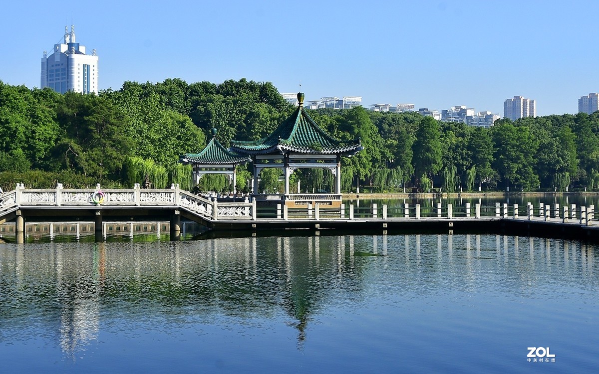 东湖听涛声的地方