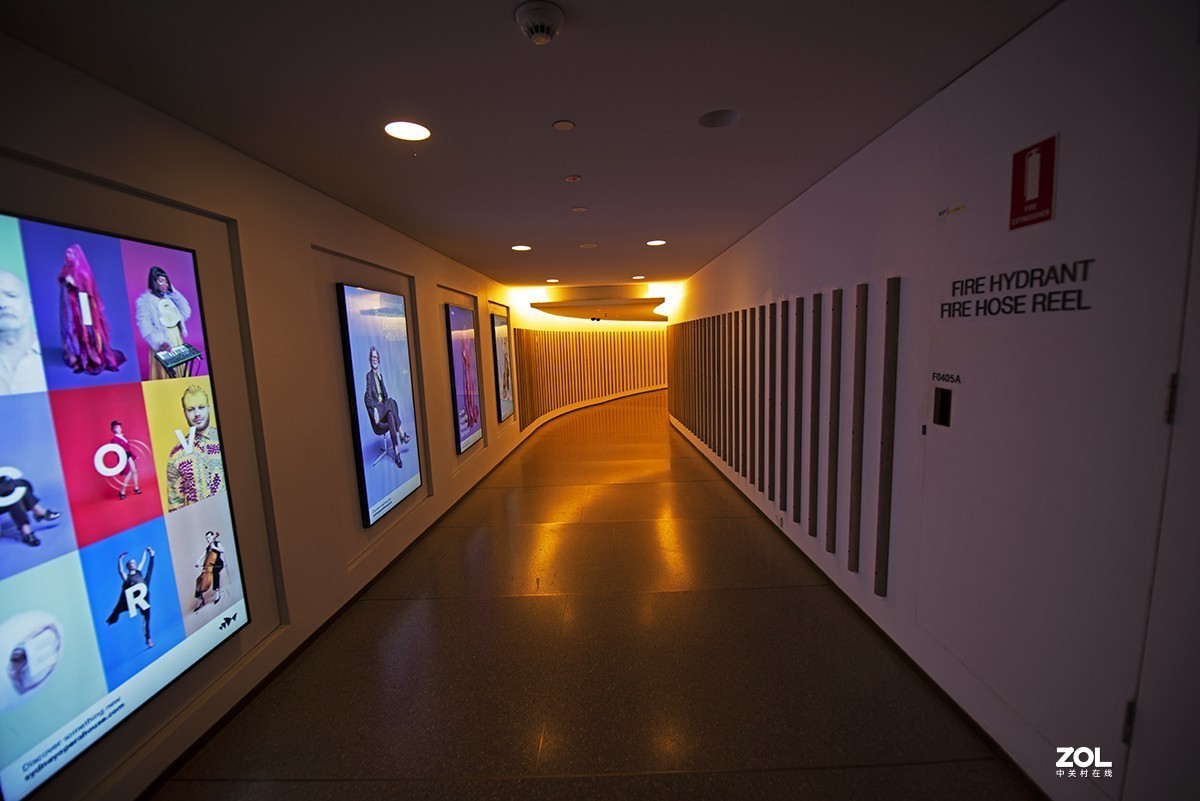 走进悉尼歌剧院