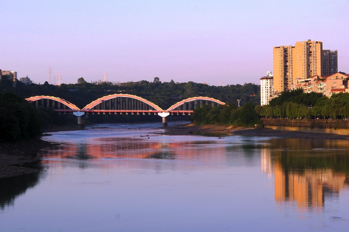 早起路过御营坝的安昌江边随手拍下几张照片
