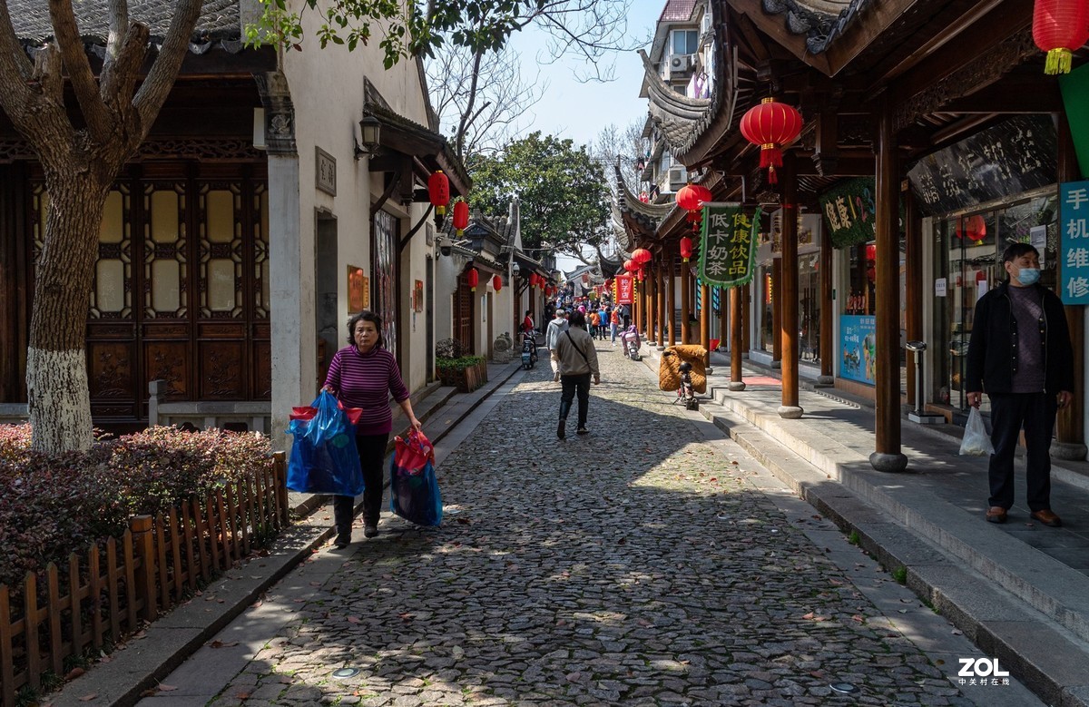 老街漫步