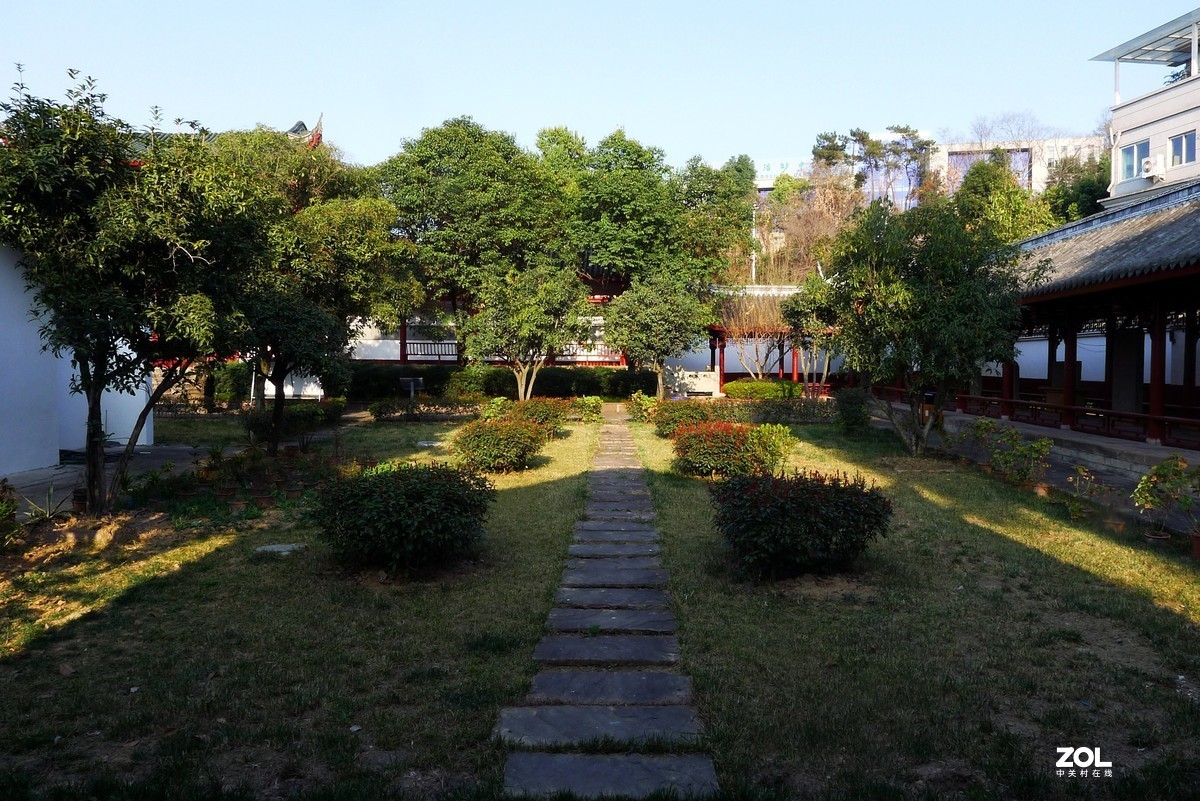 李杜祠新装后开放