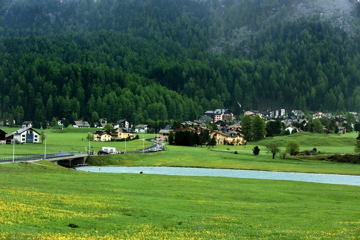 火车环瑞士之旅——徒步席尔瓦普拉纳湖【7】