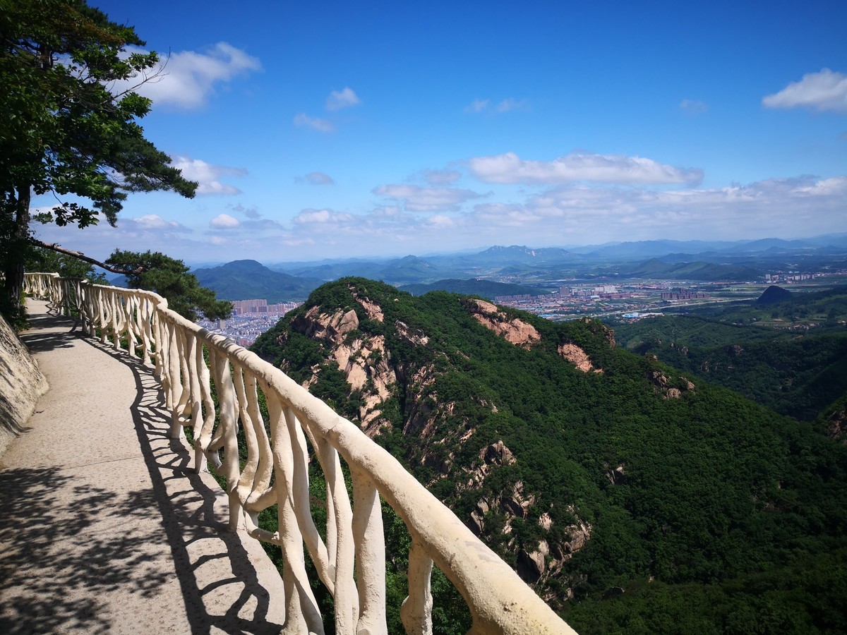 鳳凰山西山景區