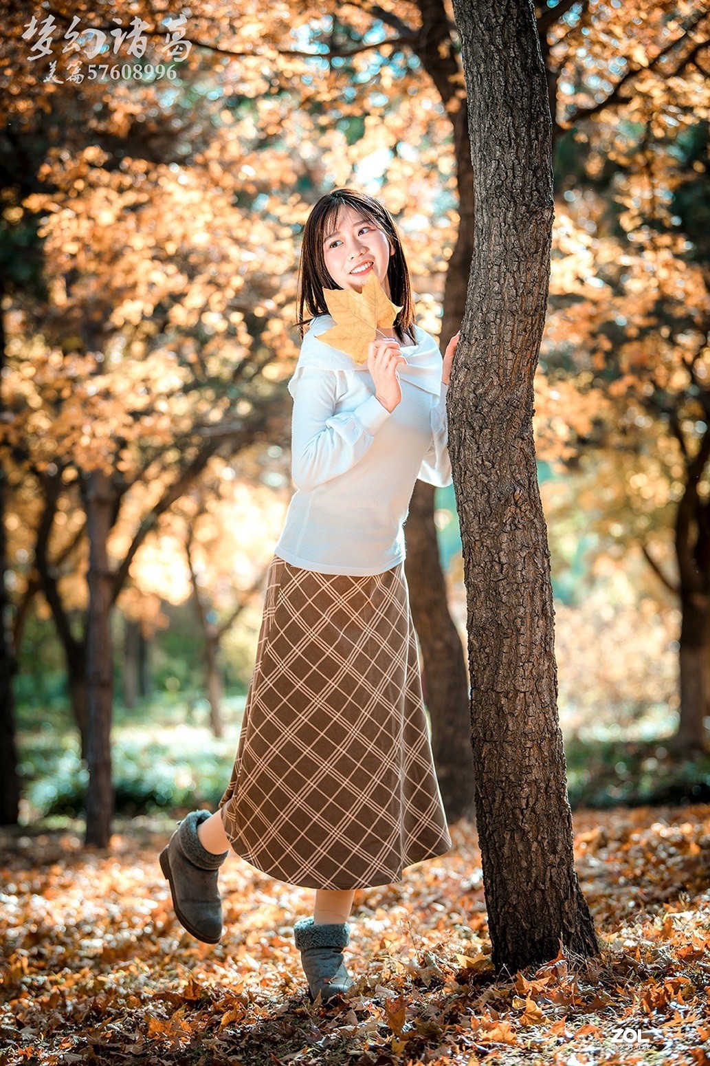 【梦幻美拍】金秋唯美の枫叶女孩儿