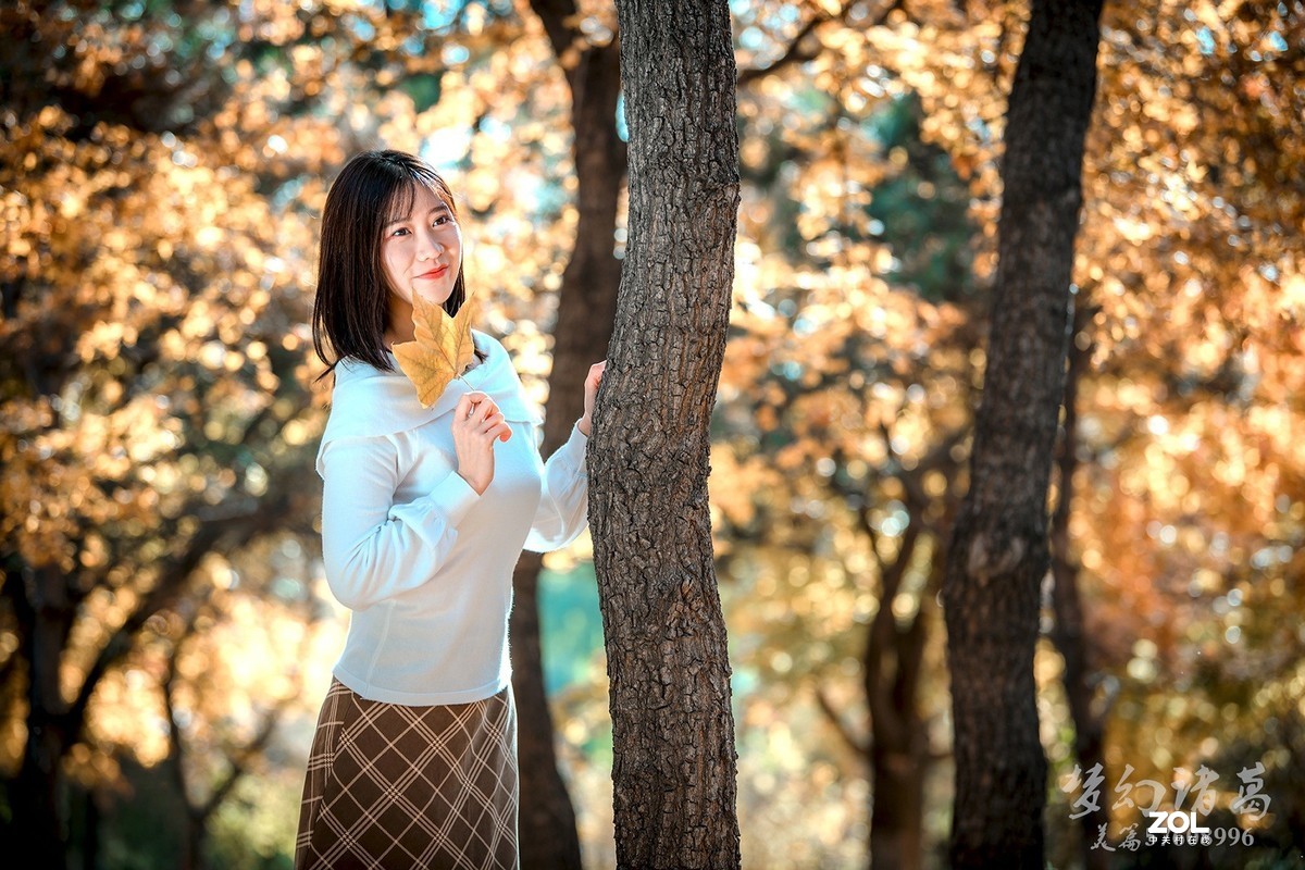 【梦幻美拍】金秋唯美の枫叶女孩儿