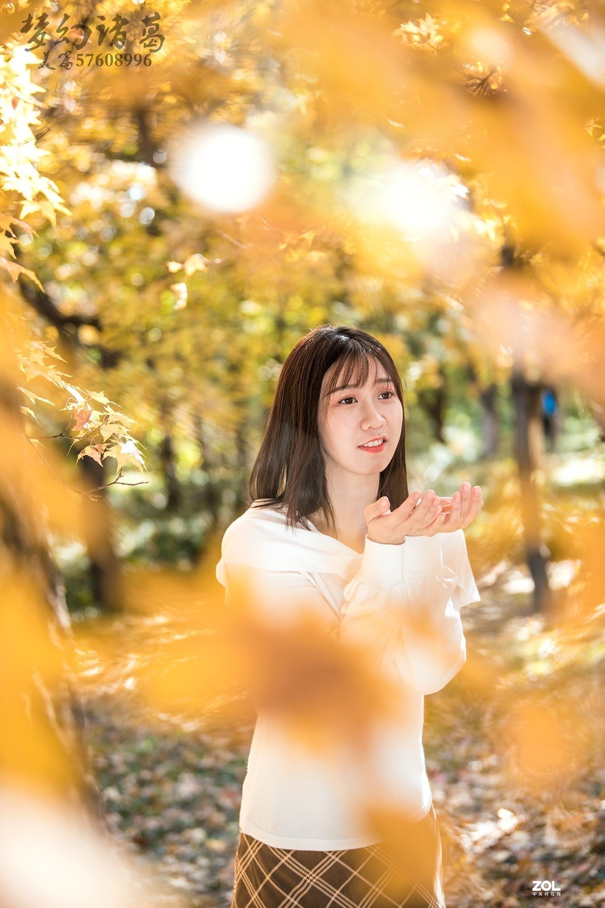 【梦幻美拍】金秋唯美の枫叶女孩儿