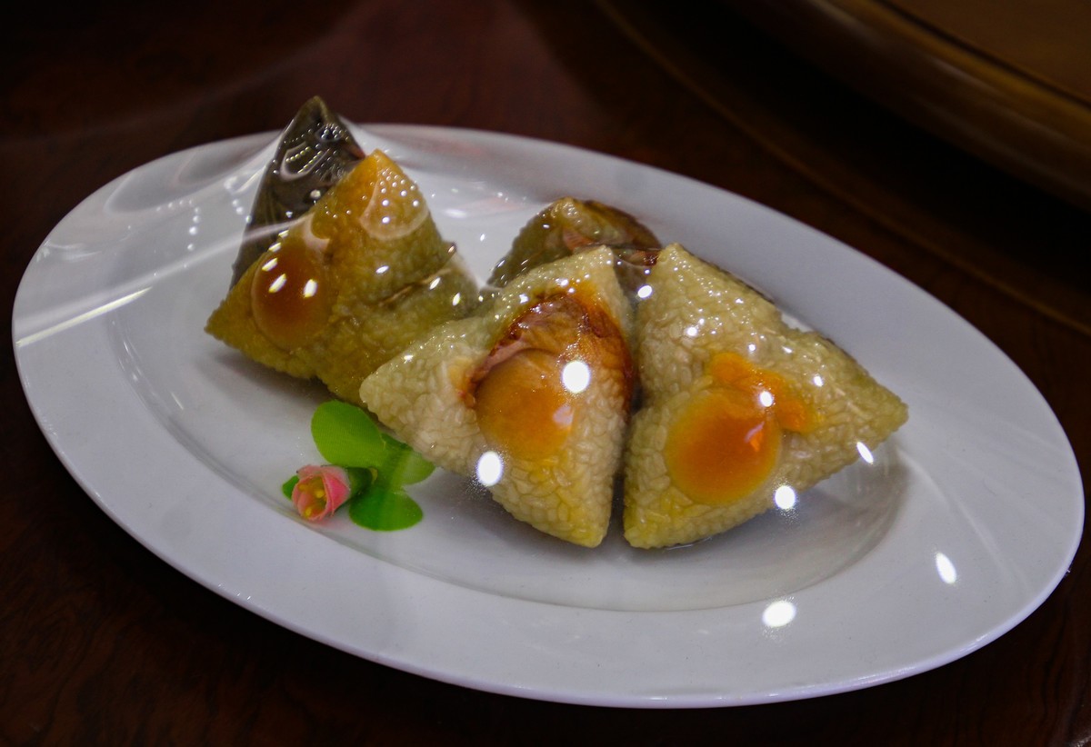 瘋 狂 的 石 頭 ( 玉 石 大 餐 )