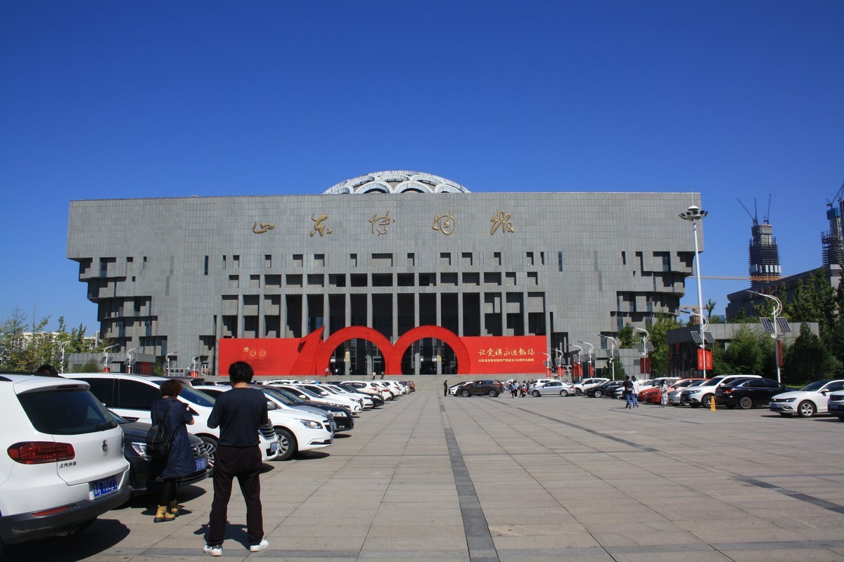 今天拍的风景，不怎样，还是不会调