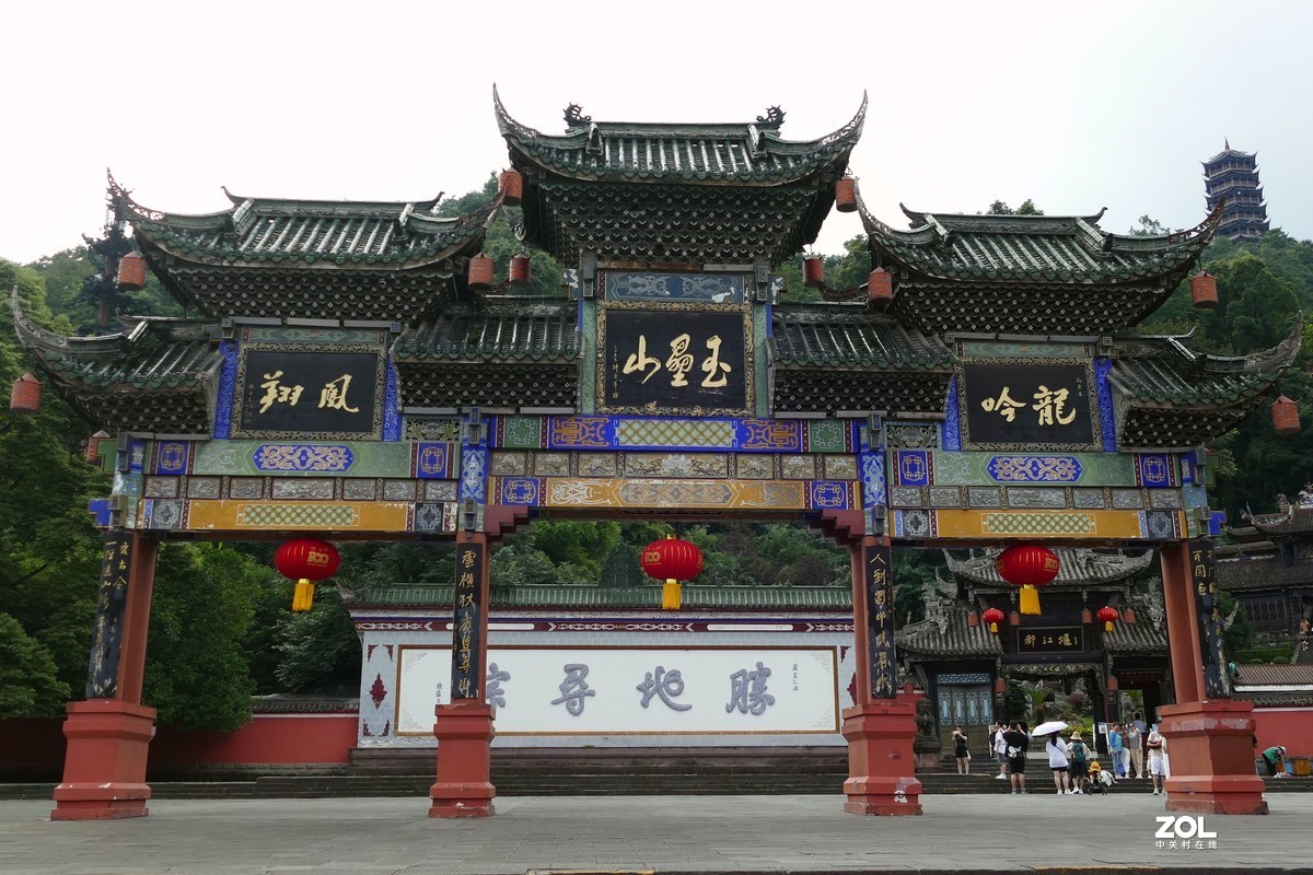 灌      县      古      城