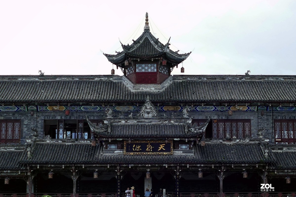 灌      县      古      城