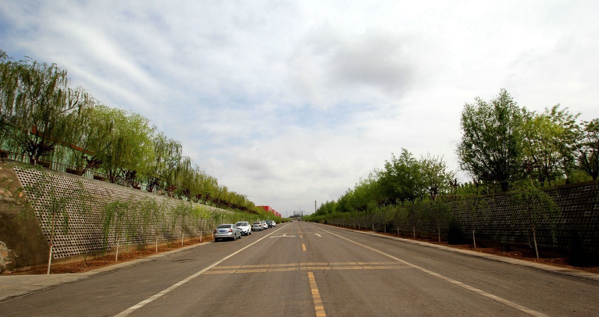 广角镜头下的锰业生活区