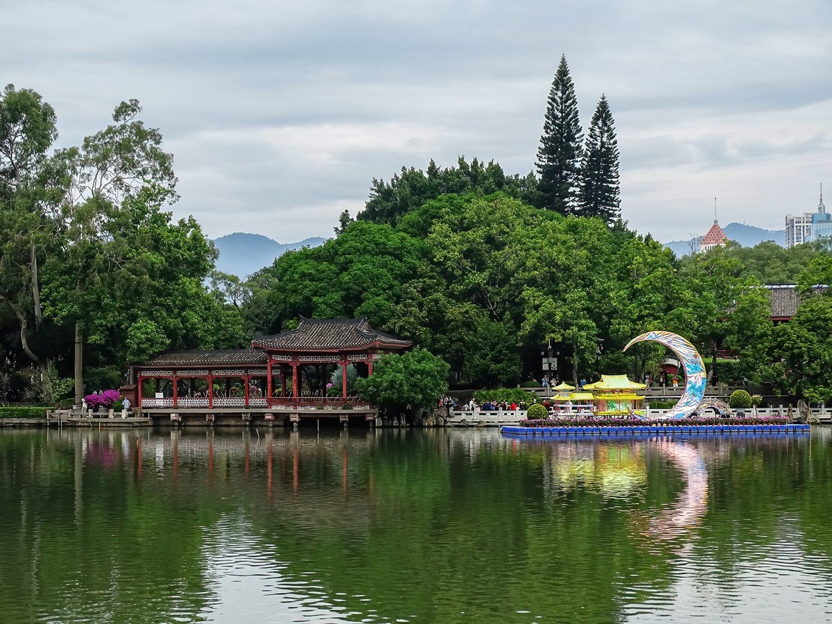 拍几张。感觉还行。