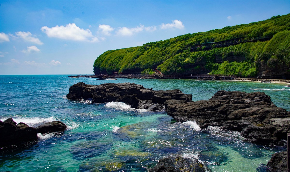 涠洲岛海边风光