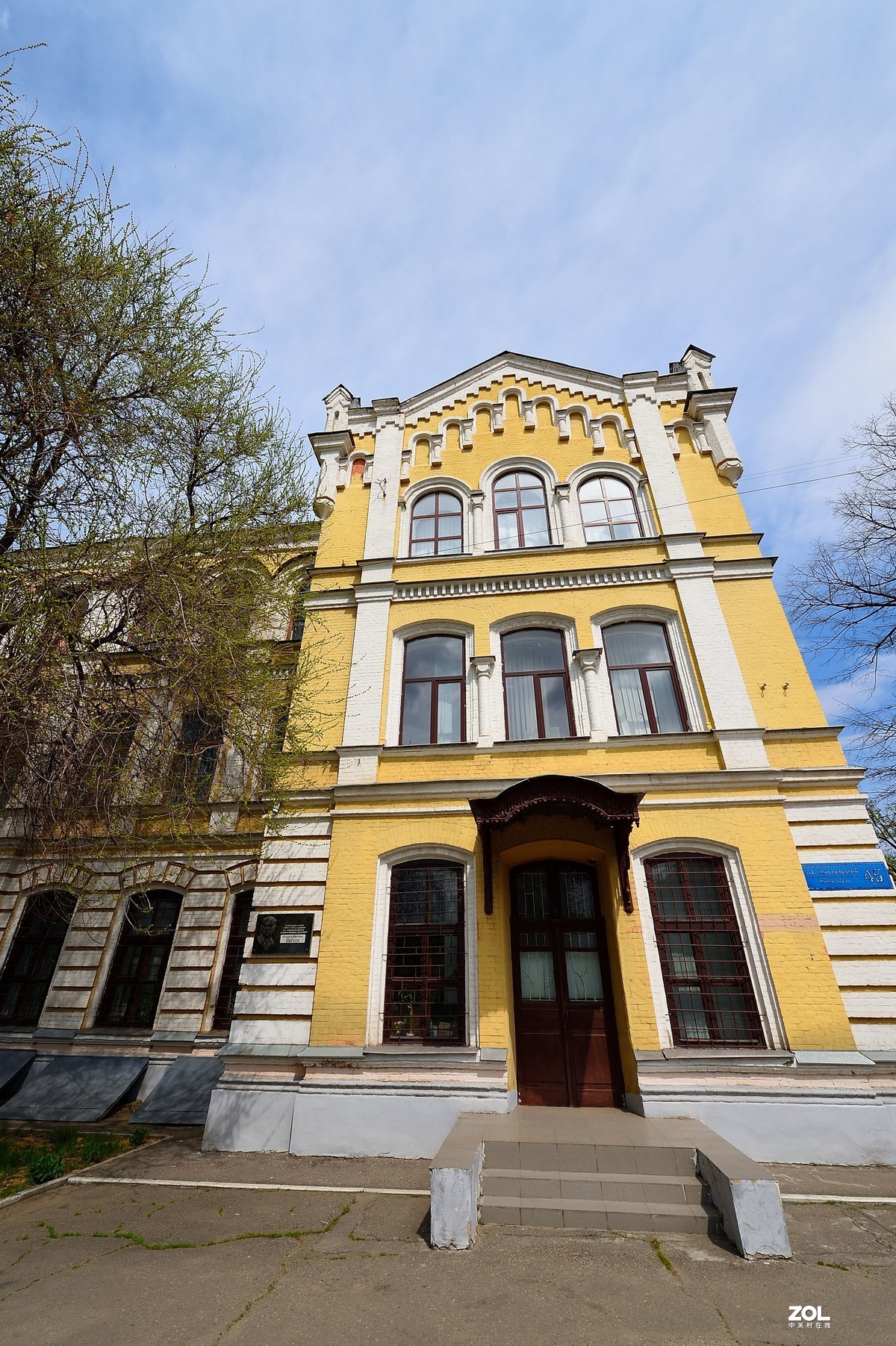 乌克兰小城风光（贰佰伍拾貮）2021复活节无人街头