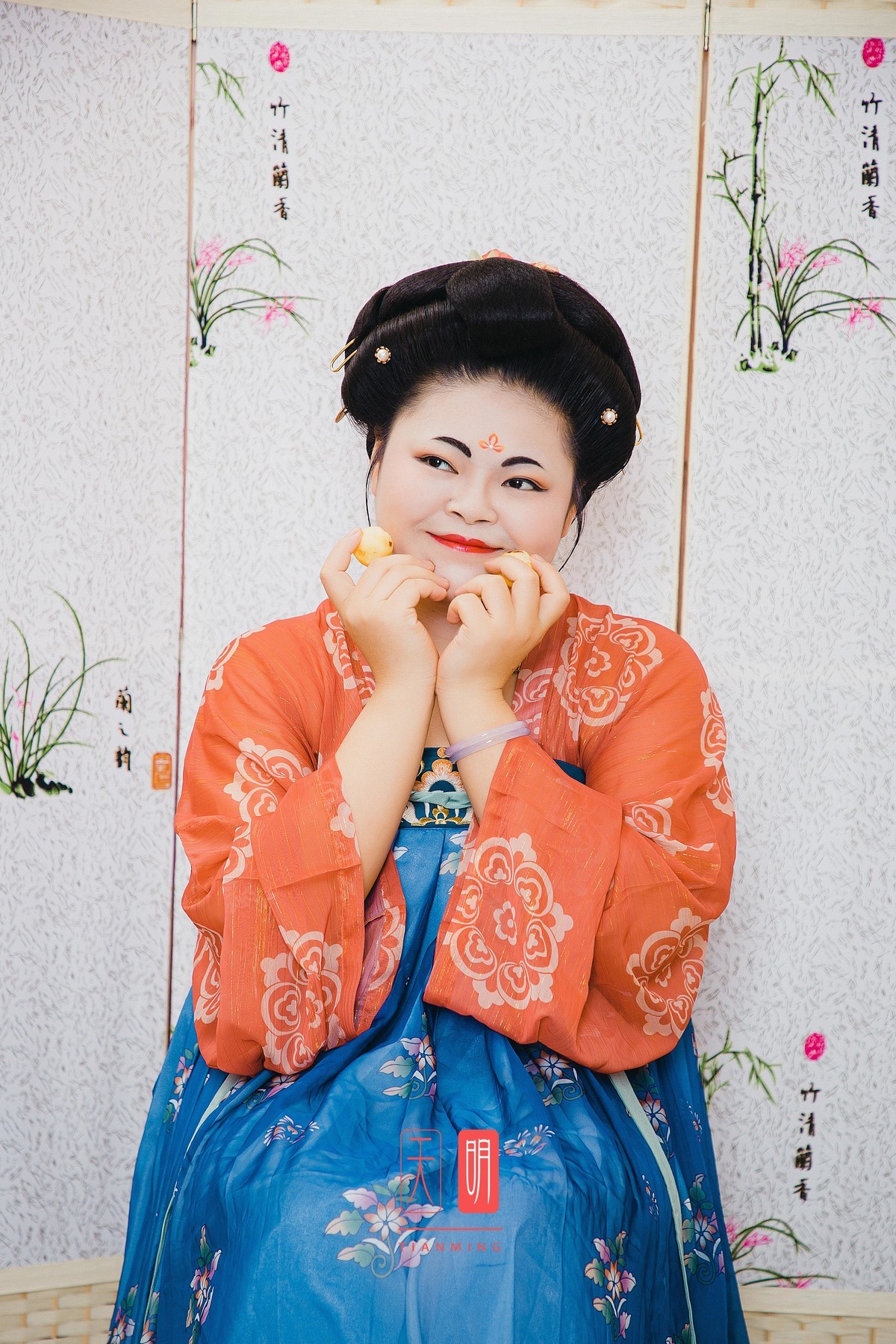 重庆有汤圆姐姐，广州有面包姐姐。