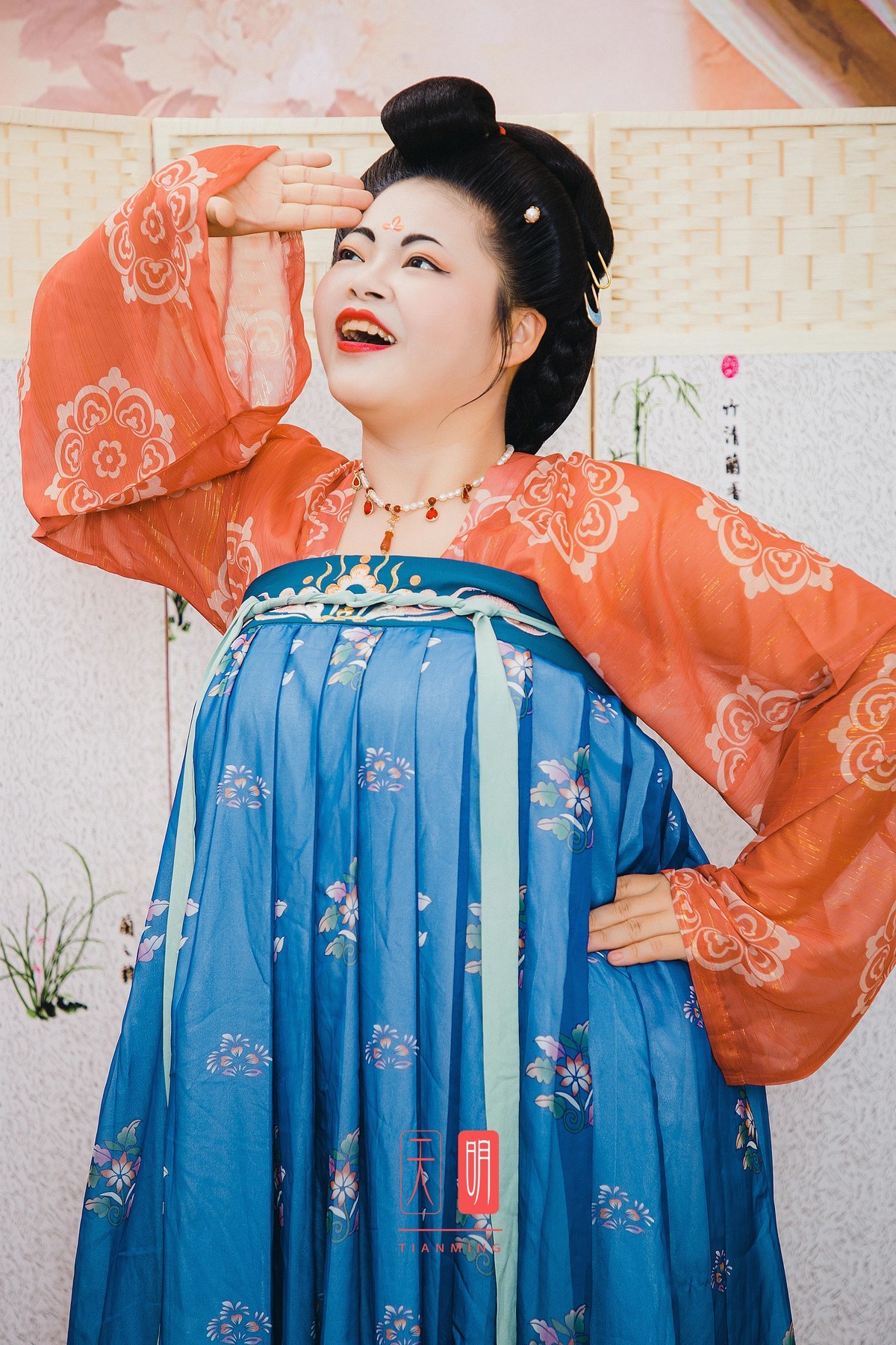 重庆有汤圆姐姐，广州有面包姐姐。