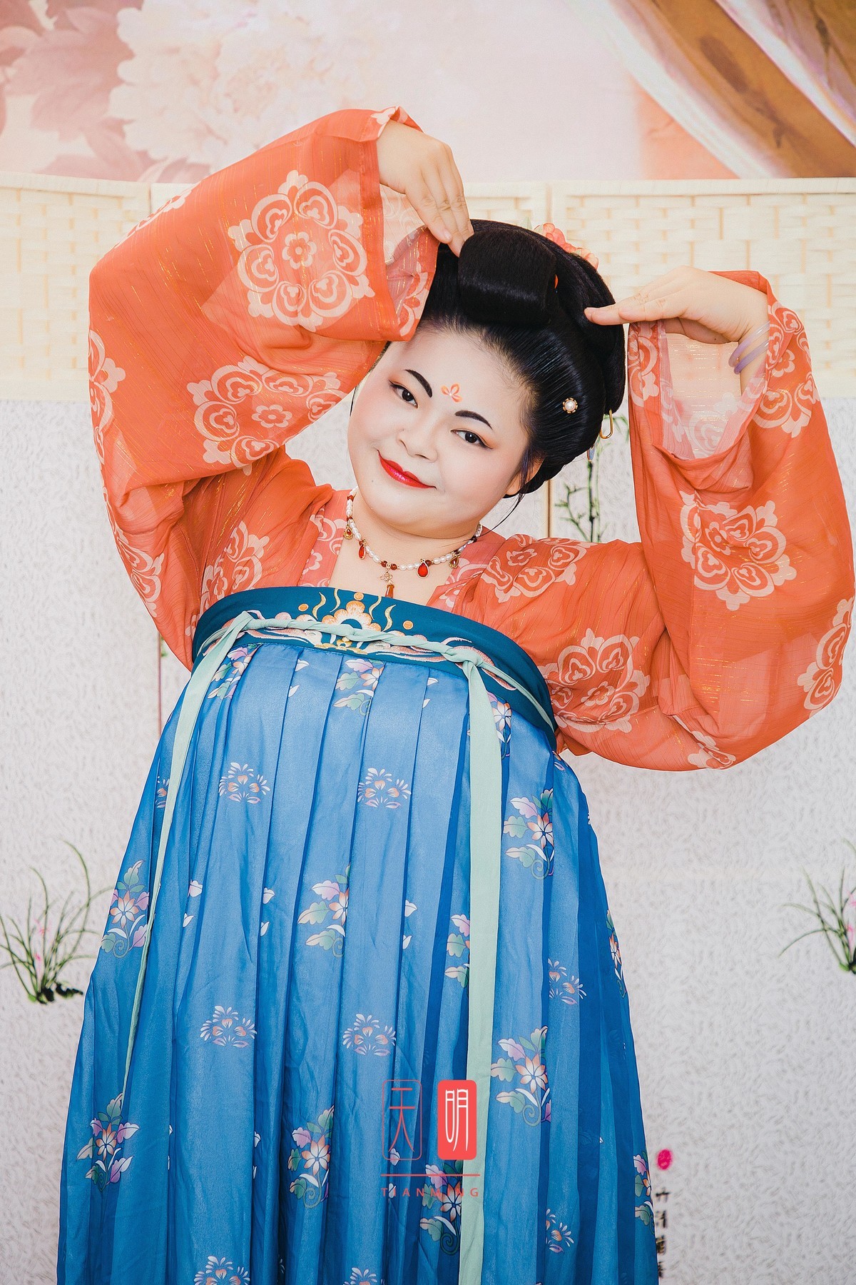 重庆有汤圆姐姐，广州有面包姐姐。