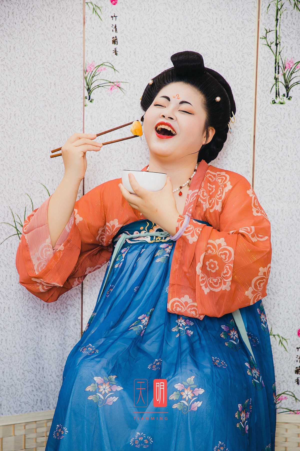 重庆有汤圆姐姐，广州有面包姐姐。