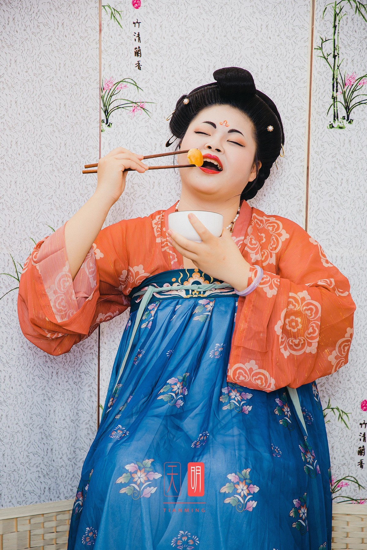 重庆有汤圆姐姐，广州有面包姐姐。