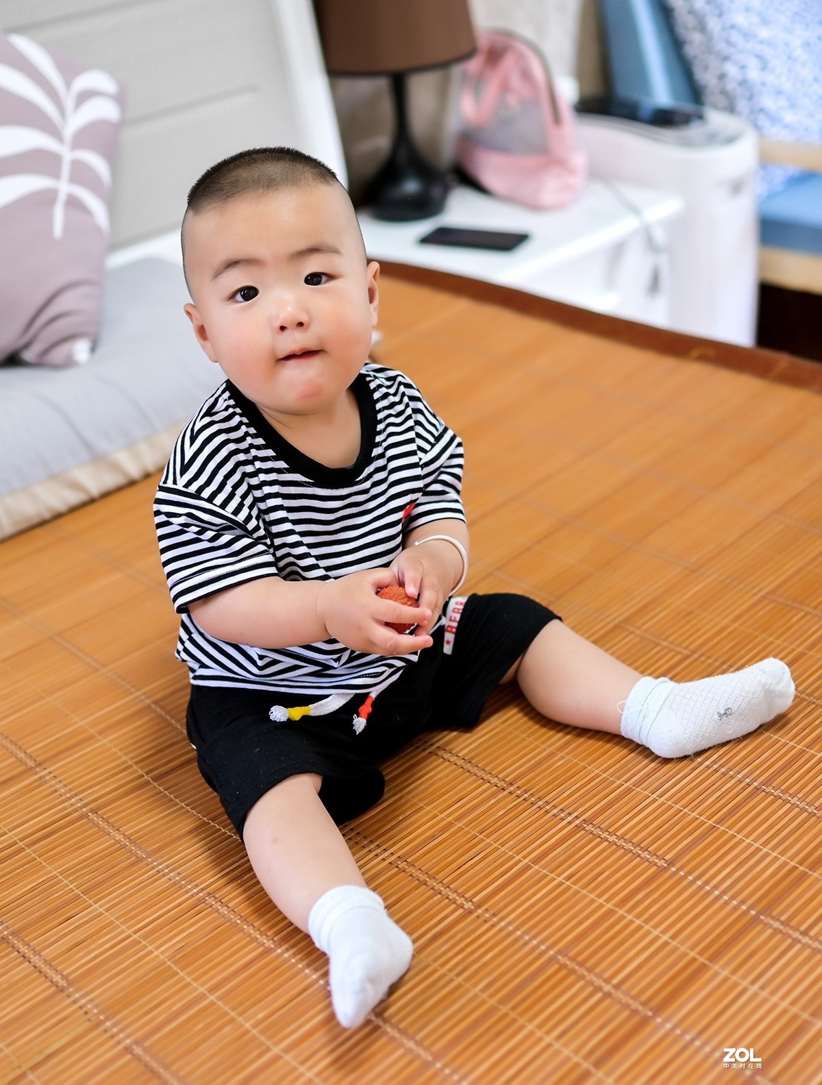 z35  1.8s室内首秀