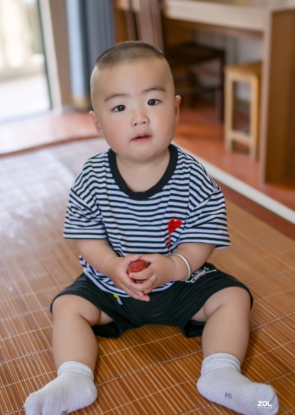 z35  1.8s室内首秀