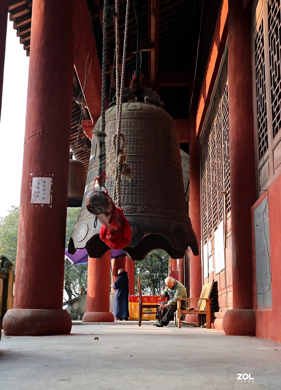 四川泸县玉蟾寺佛殿