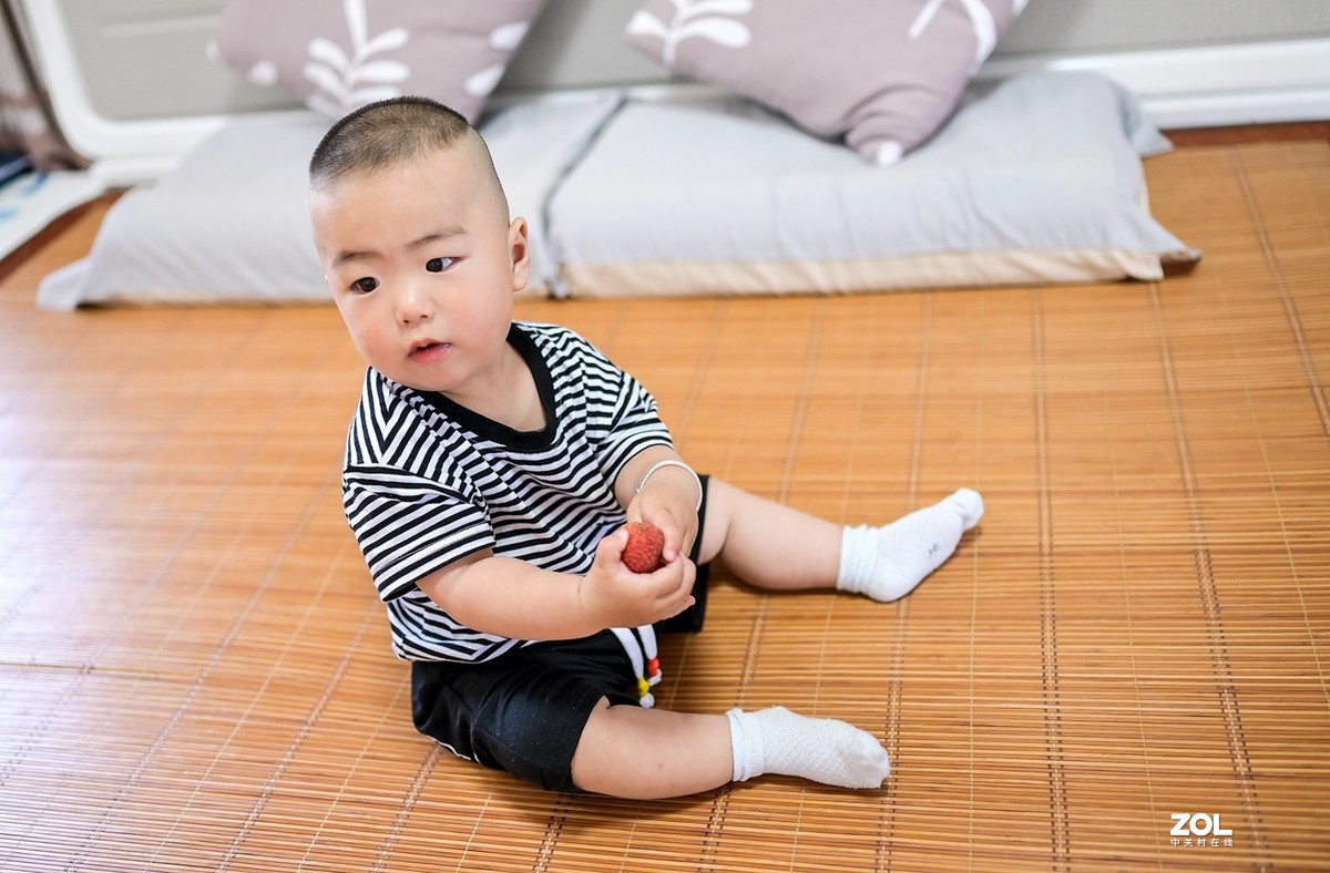 z35  1.8s室内首秀