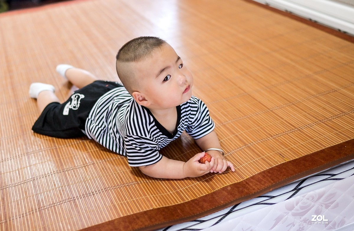 z35  1.8s室内首秀