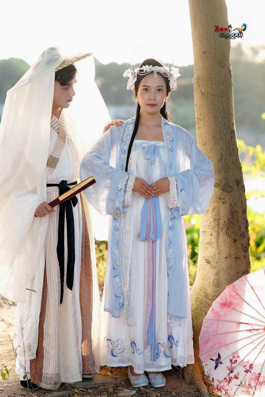 【古装·夕阳下的偶遇】---小雨、周周