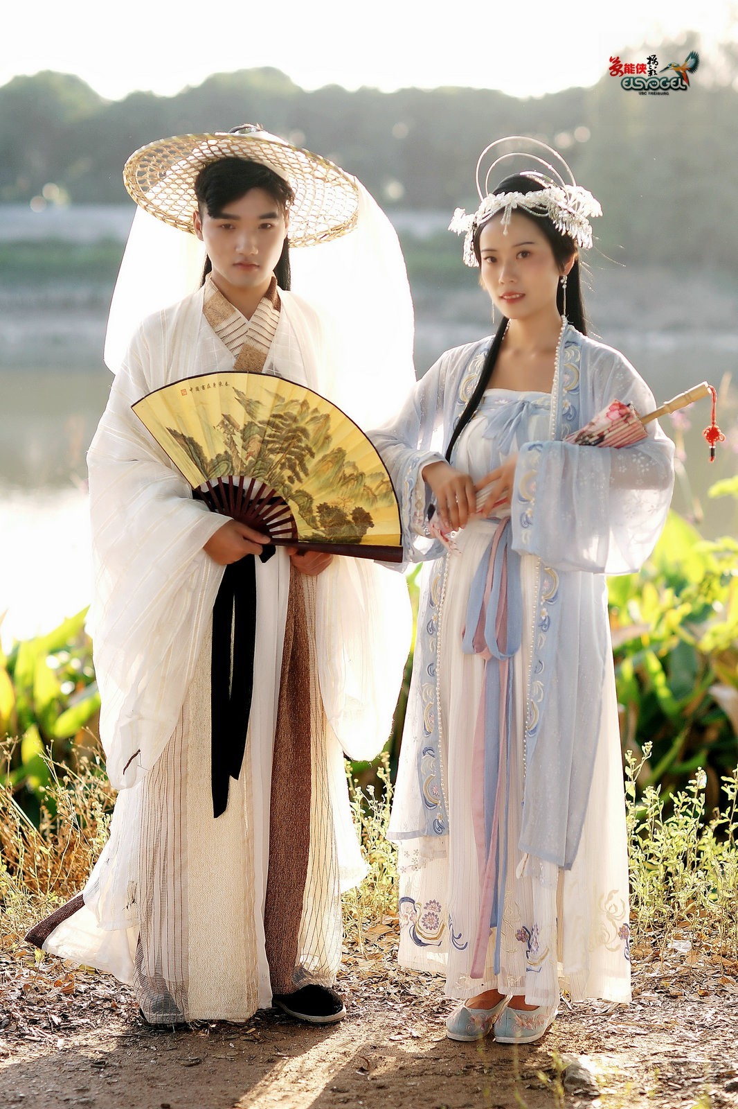 【古装·夕阳下的偶遇】---小雨、周周