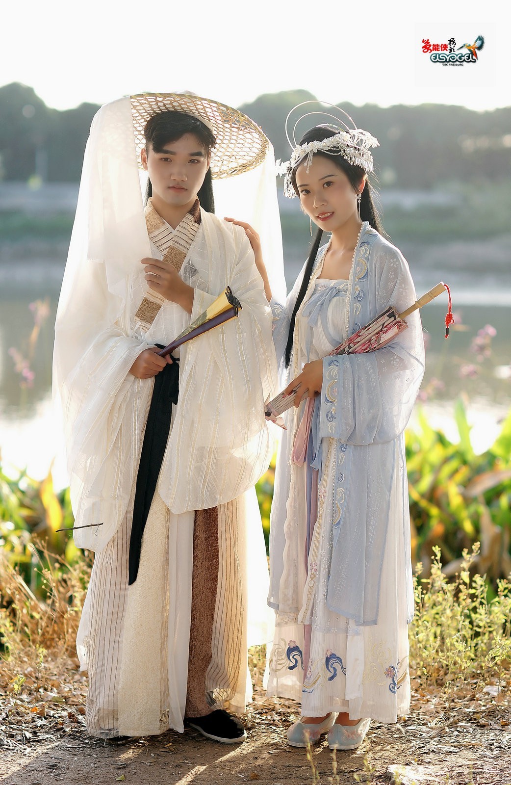 【古装·夕阳下的偶遇】---小雨、周周