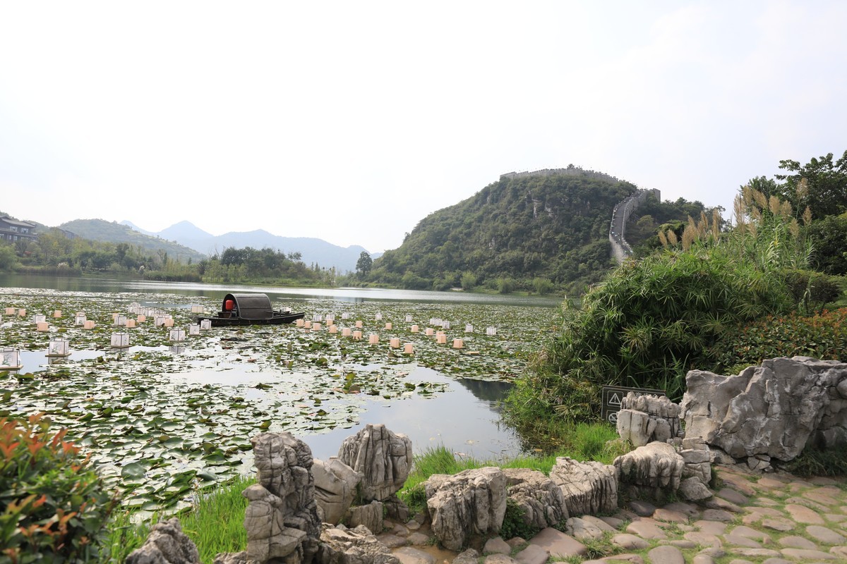 古关城墙上的火炮