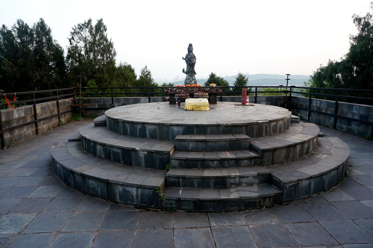 【家乡美】攀登刘备郊天坛——武汉随笔