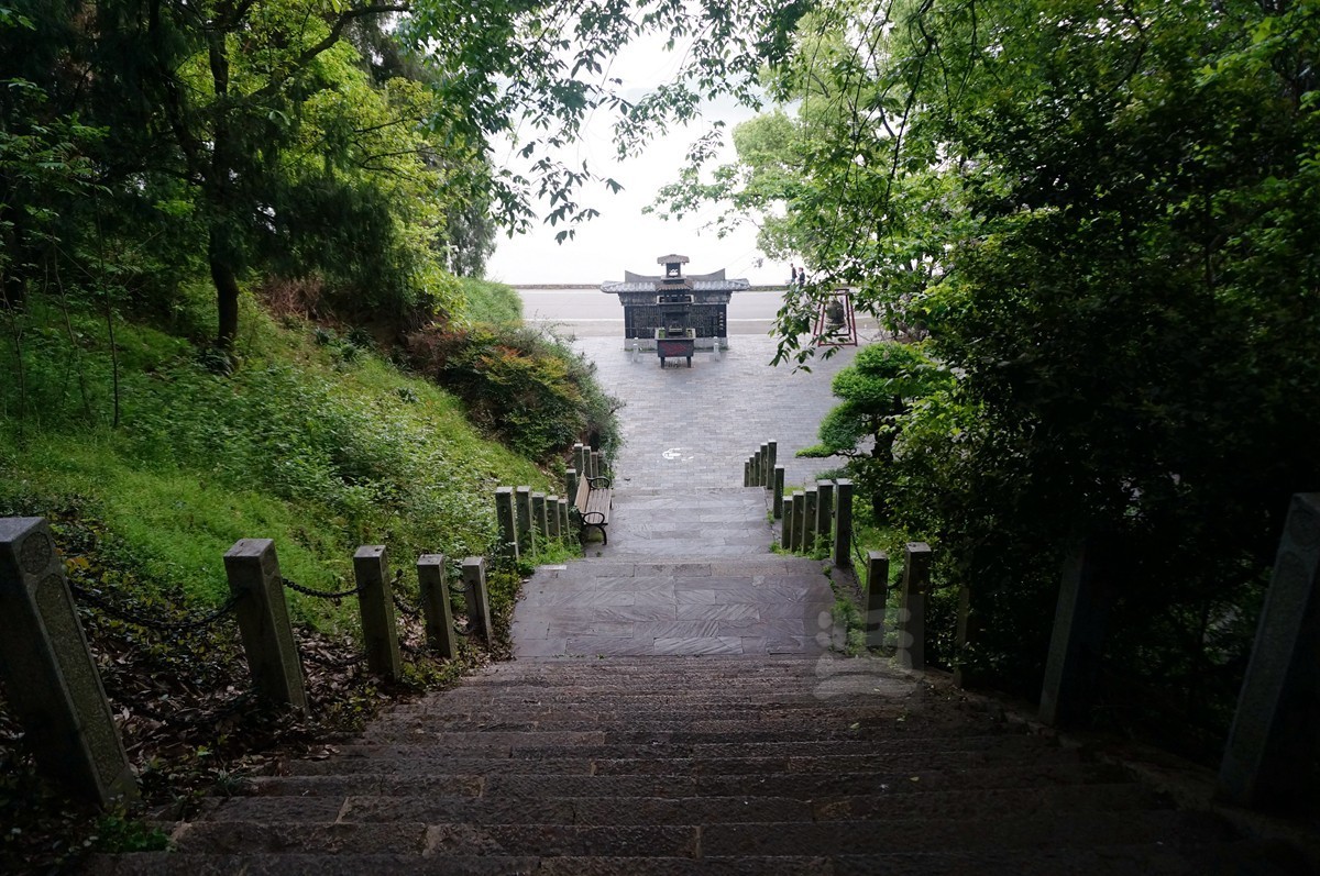 【家乡美】攀登刘备郊天坛——武汉随笔