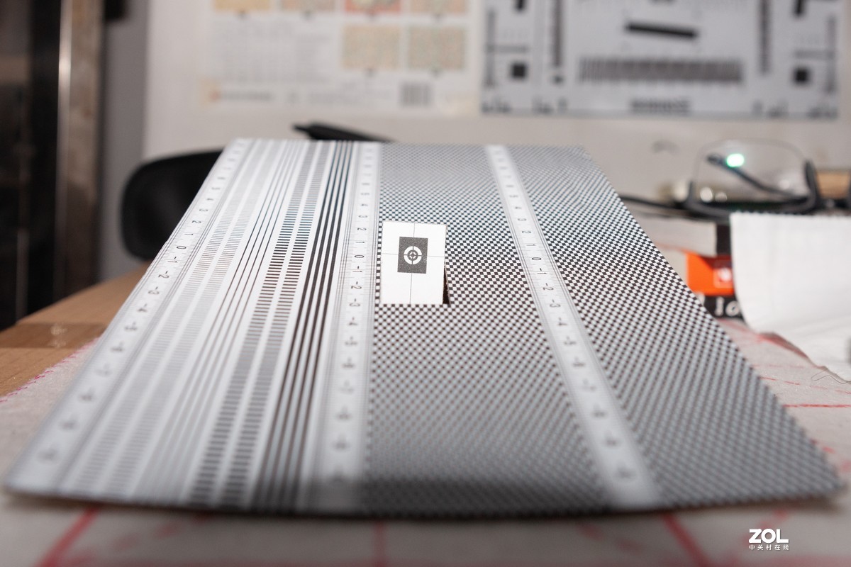 跑焦测试和景深测试---索尼24-70mm F2.8 ZA SSM镜头