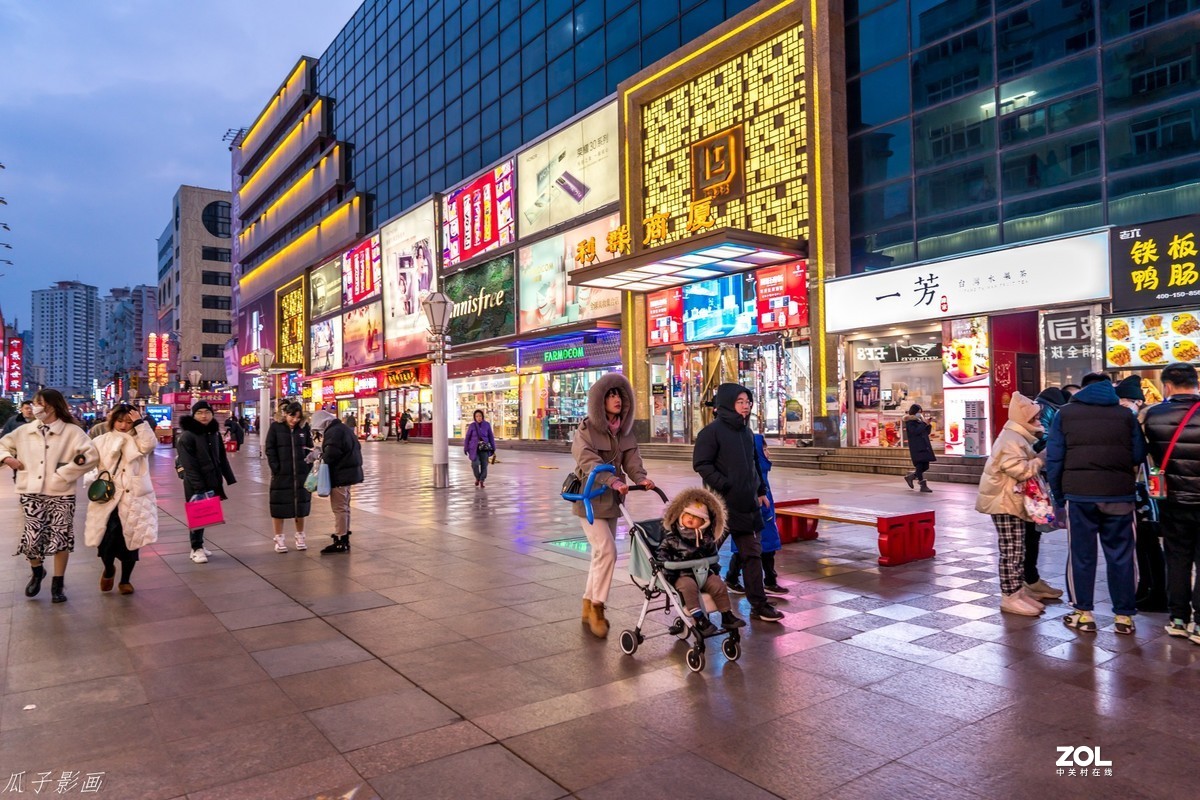 夜扫步行街（台东）