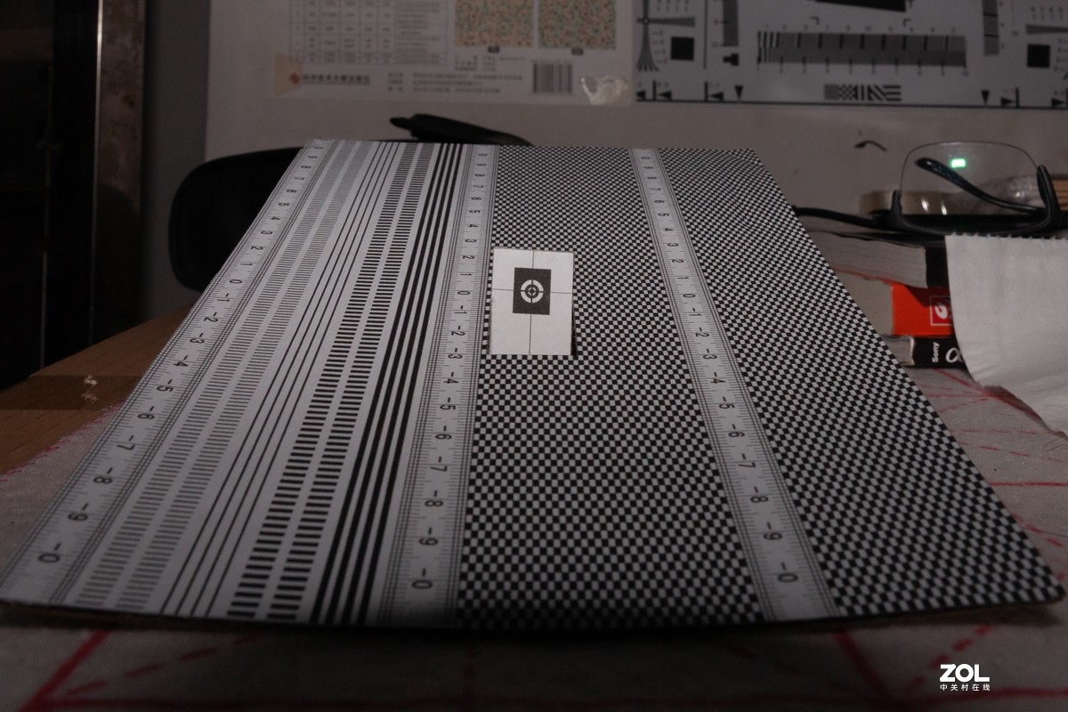 跑焦测试和景深测试---索尼24-70mm F2.8 ZA SSM镜头