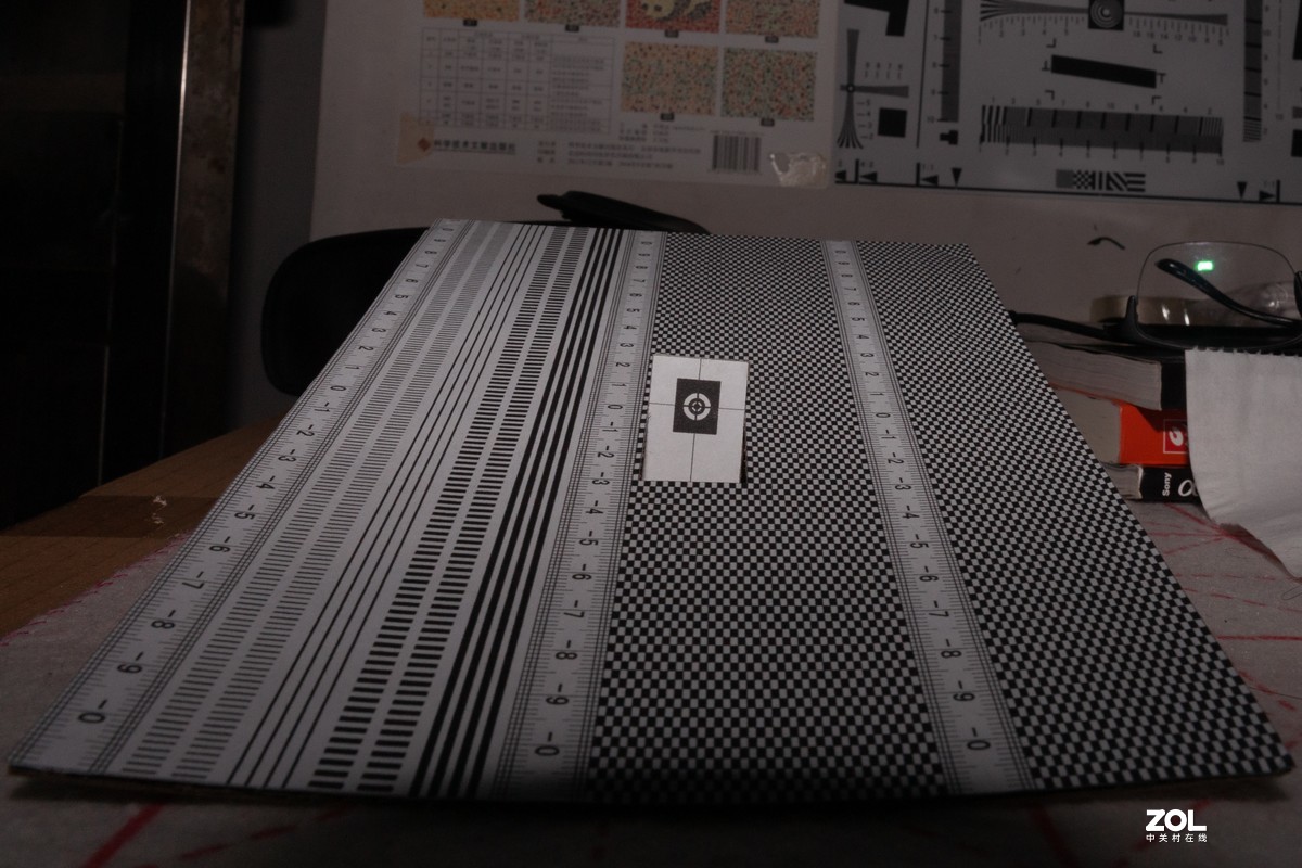 跑焦测试和景深测试---索尼24-70mm F2.8 ZA SSM镜头