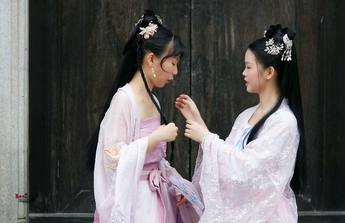 古村汉服闺蜜小析尤鱼