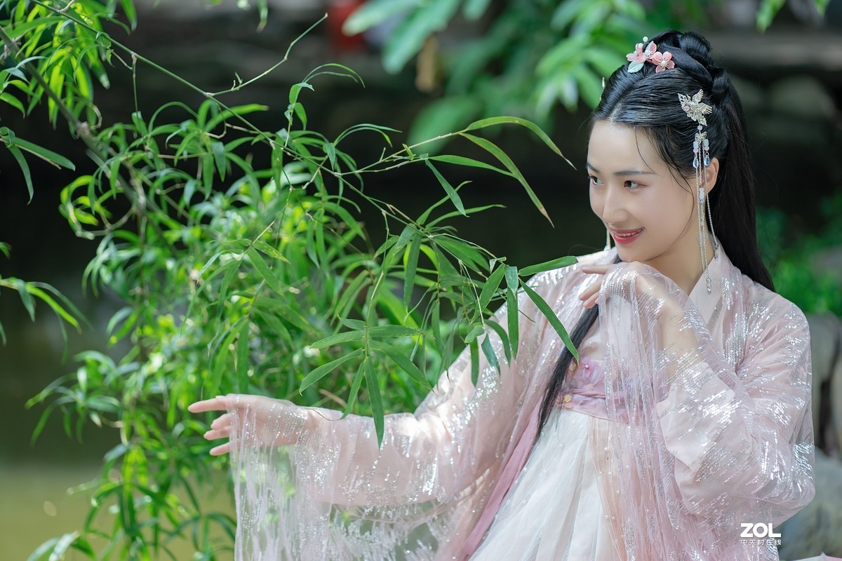 夏日古装美女〔雅丽〕