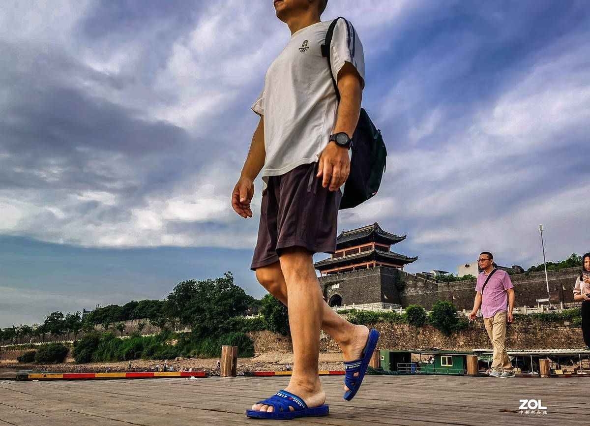 古浮桥旁手机抓拍