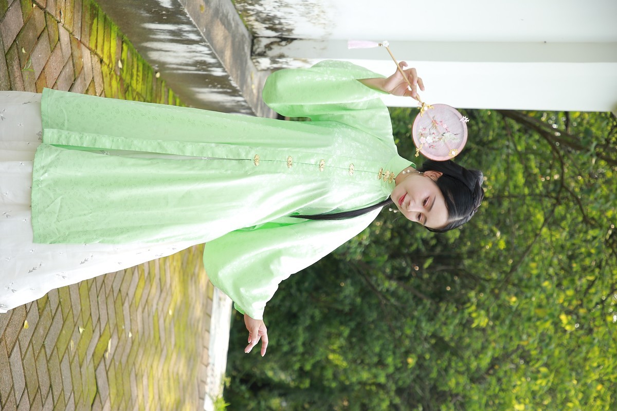 如若相爱，携手到老；如若无缘，护你安好。