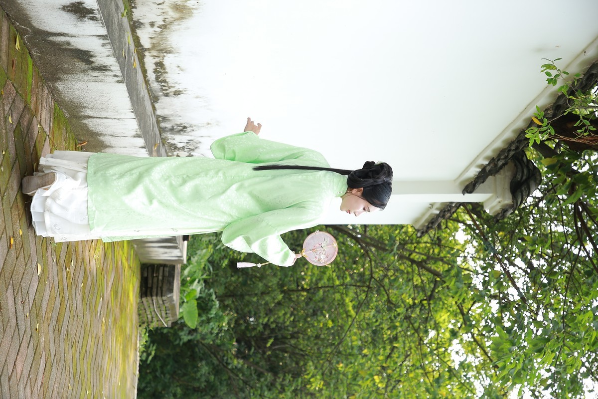 如若相爱，携手到老；如若无缘，护你安好。